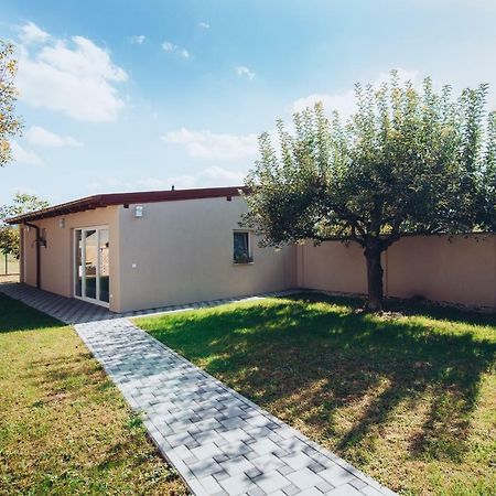 Seasons Apartmani Osijek Ngoại thất bức ảnh