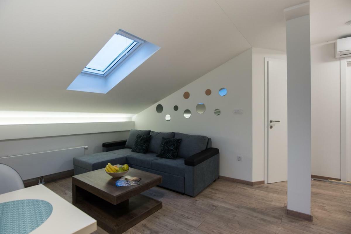Seasons Apartmani Osijek Ngoại thất bức ảnh