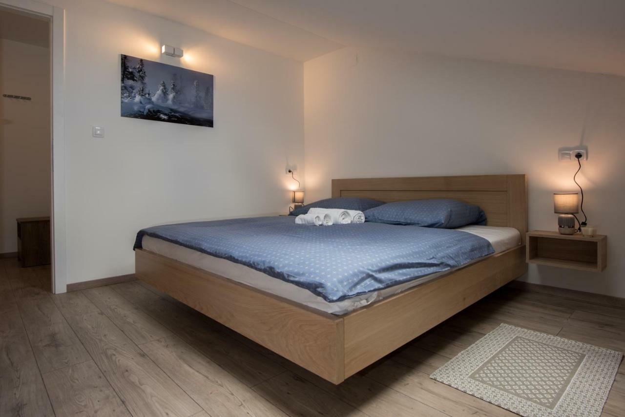 Seasons Apartmani Osijek Ngoại thất bức ảnh